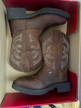 Justin Boots Brown Leather Women's Heeled Cowboy Boots
